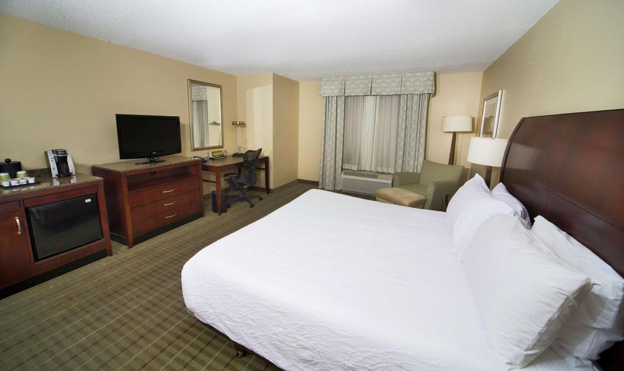 Hilton Garden 3*