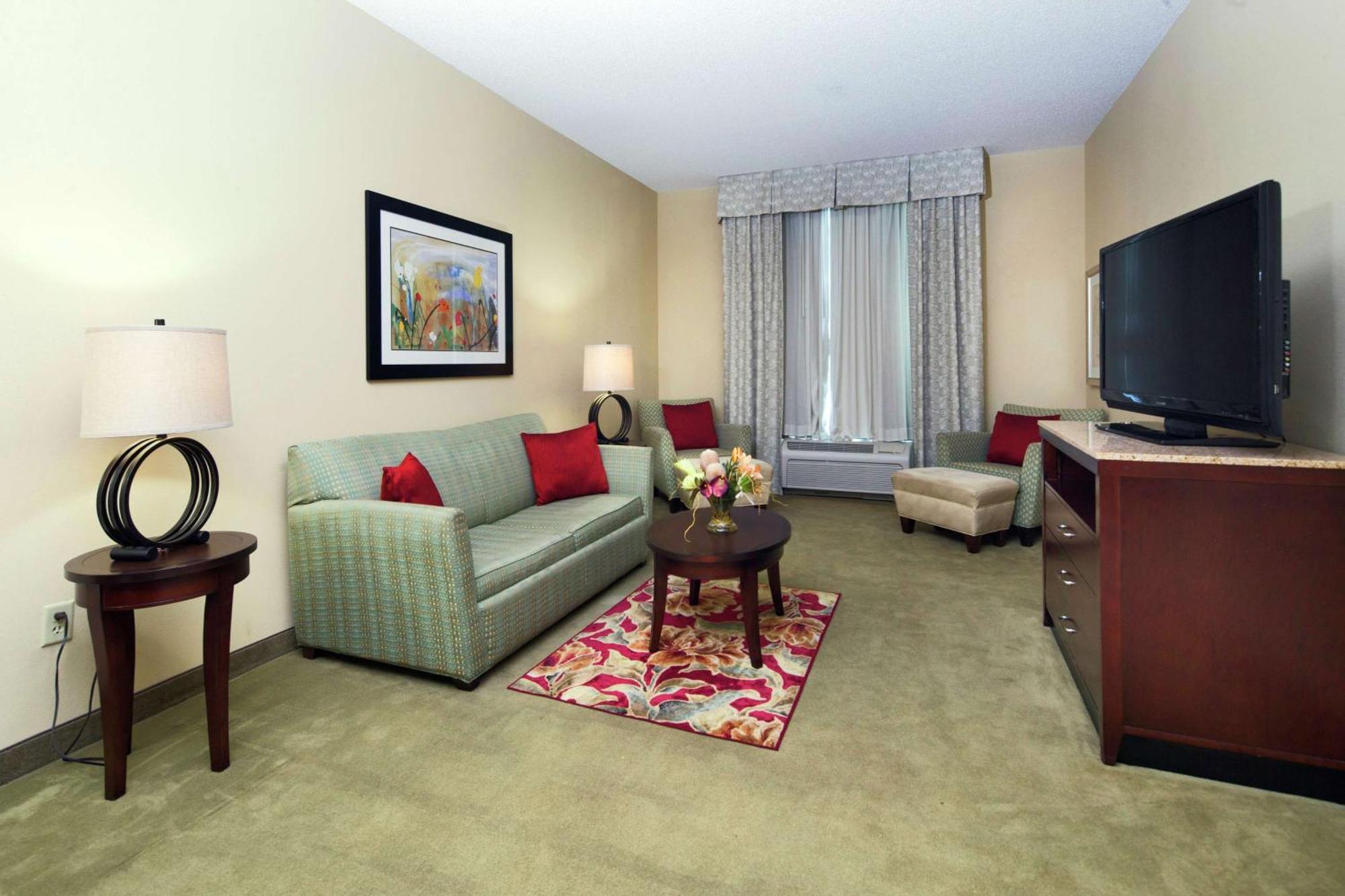 Hilton Garden 3*